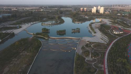 阿克苏市两座公园今日开园
