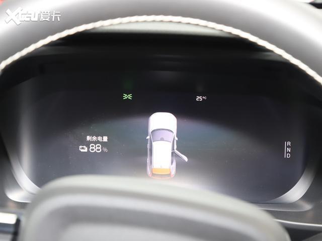 641