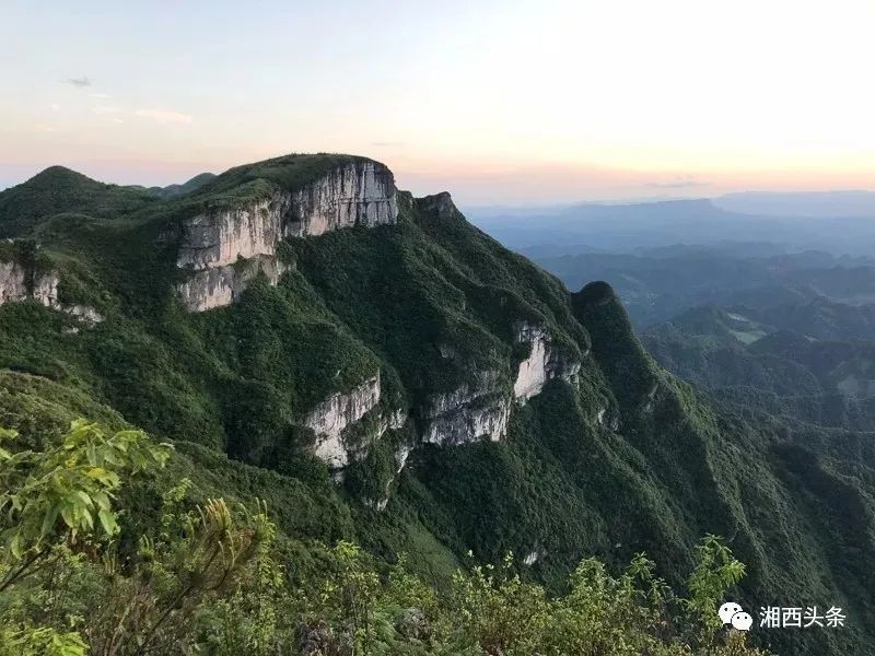 龙山里耶古城 — 八面山 — 乌龙山大峡谷 — 惹迷洞 — 太平山 —