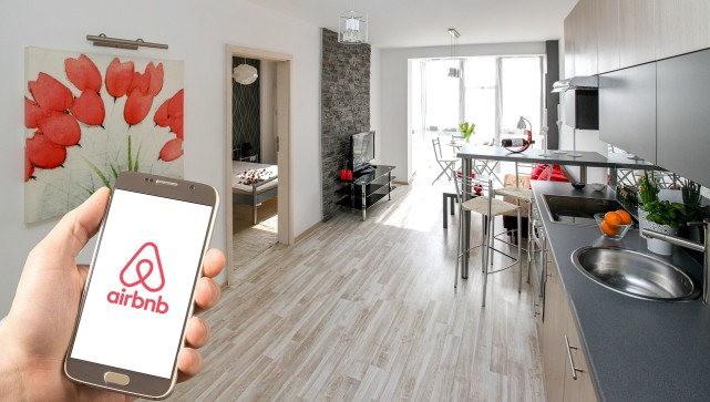 消息称Airbnb计划IPO融资约30亿美元 今年12月上市