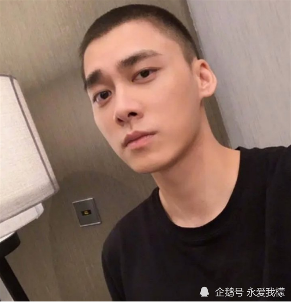 经得起寸头考验的男星,杨洋阳光,王一博酷帅,看到肖战
