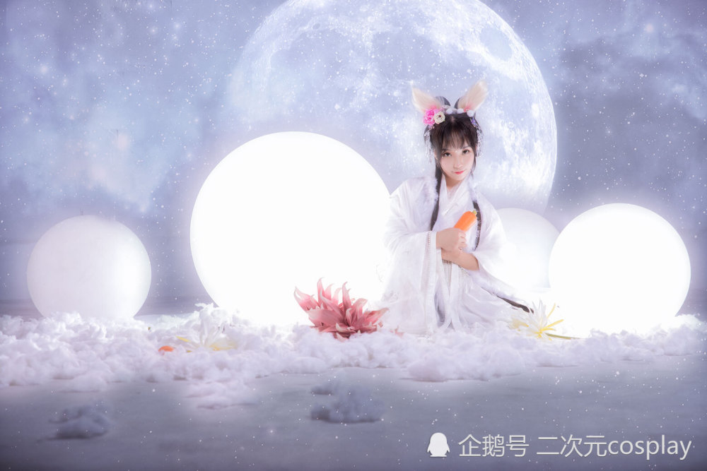 美丽优雅的嫦娥姐姐,可爱灵动的玉兔妹妹,要一起赏月吃月饼么?