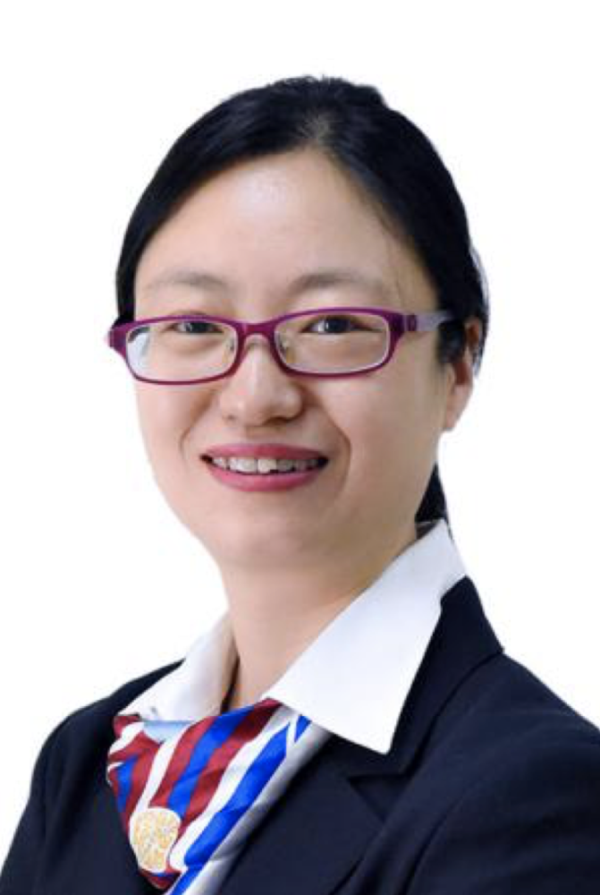李维  