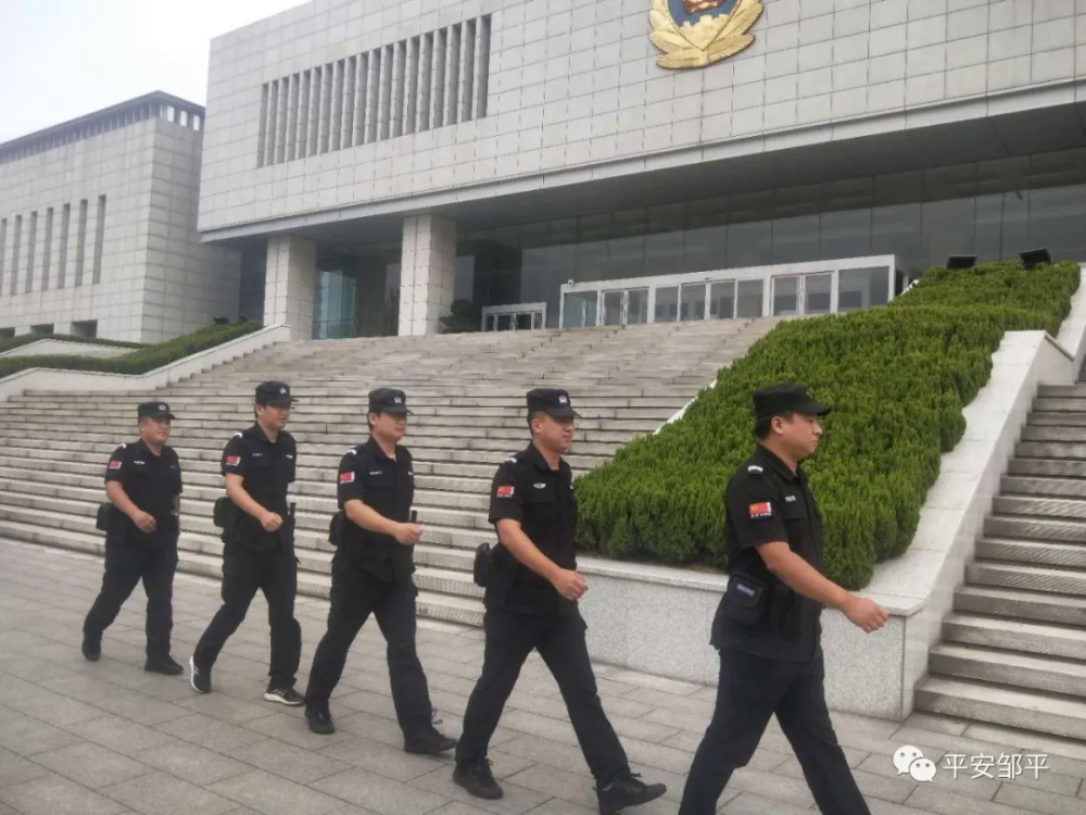 山东邹平:最美"警"色 一抹藏蓝
