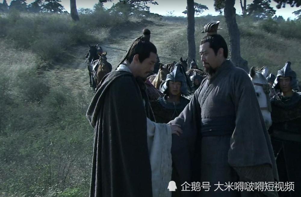 徐庶为何选择离开刘备?真相残酷,落难之时才能看清身边人