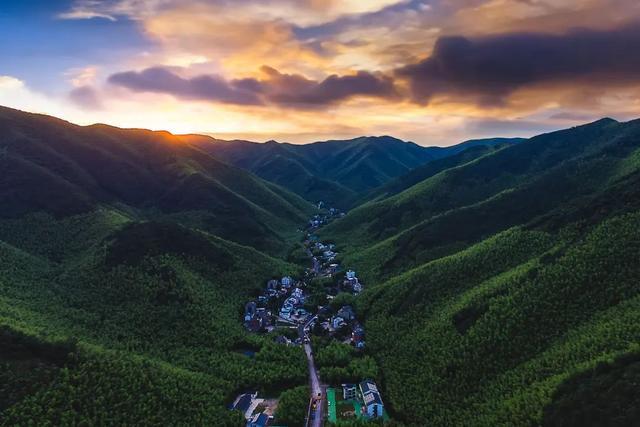 04 湖州:最美莫干山 "湖州山水,如林海音的文字般,浅白,没有一丝斧痕