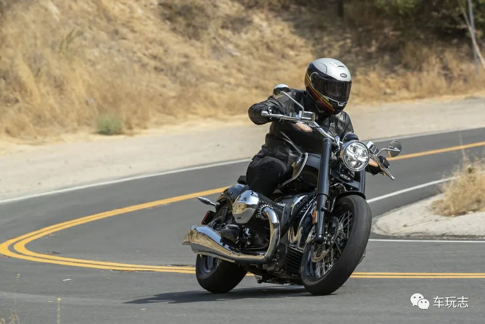 2021年宝马bmw r 18大排量摩托:1800cc来了