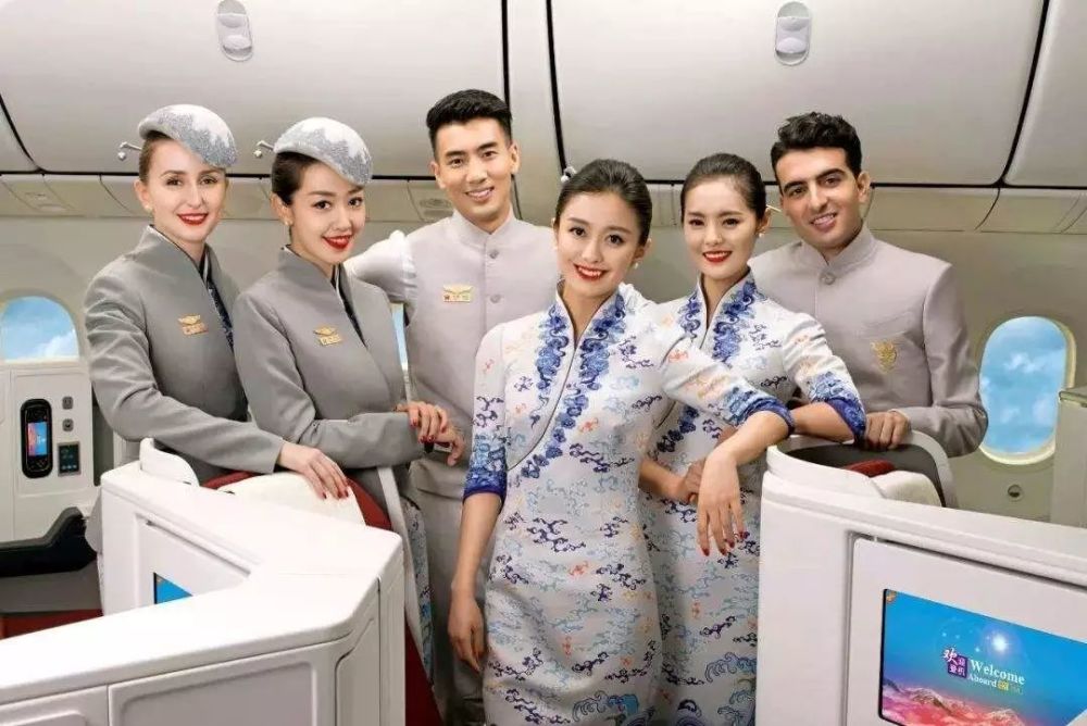 海南航空空姐 看着她们的笑容 就像来到了美丽的三亚