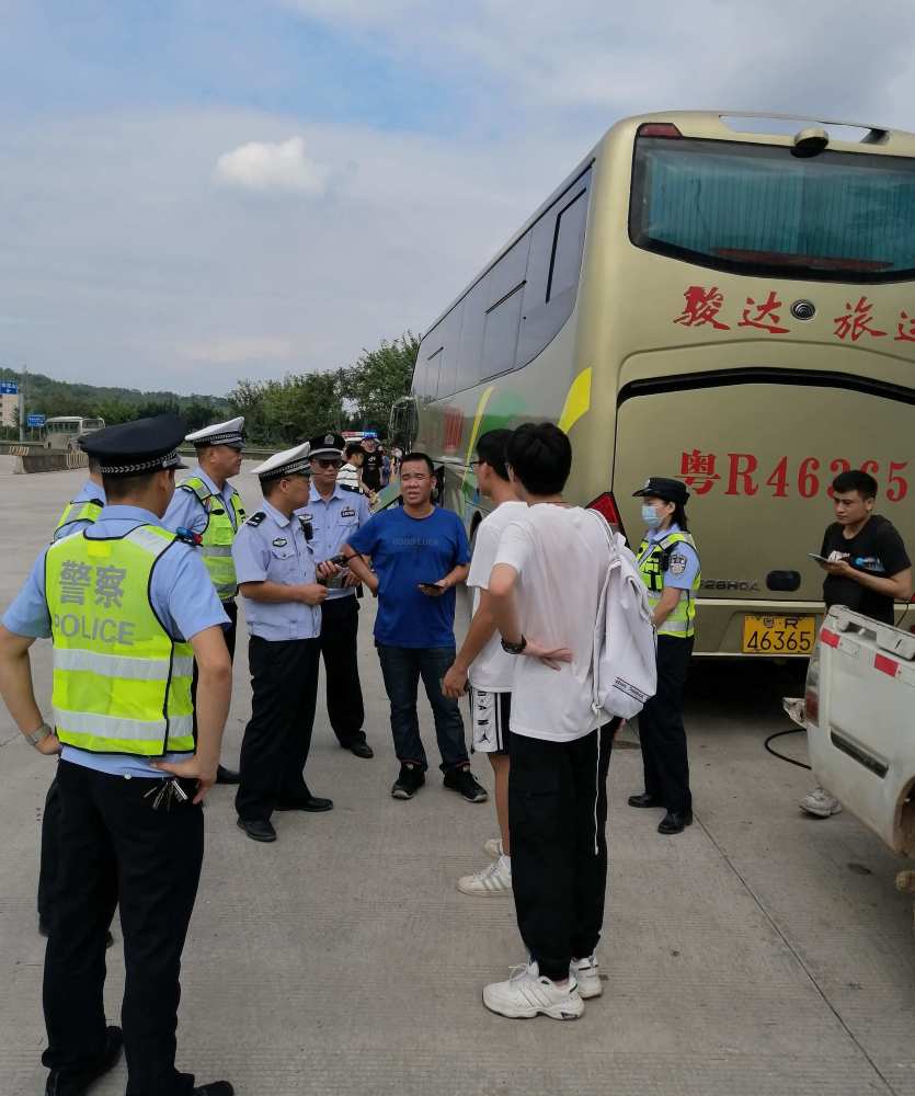 昆山汽车困境救援_北京 汽车 救援_汽车汽车道路救援