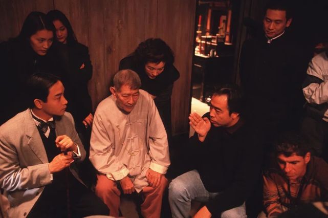 陈凯歌：不少名校毕业的演员10个月接不着戏