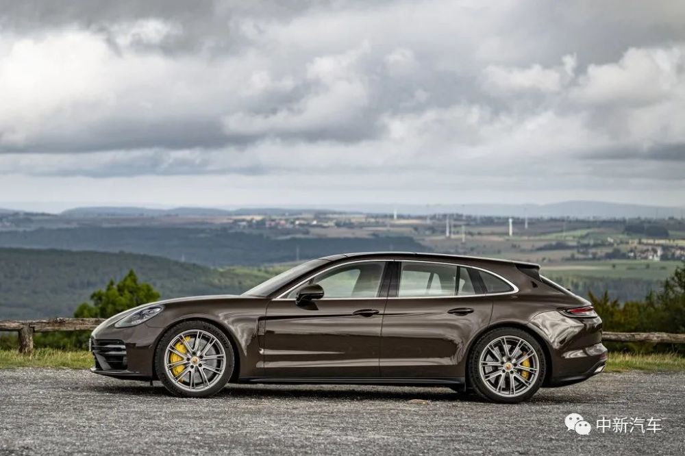 车型一:保时捷panamera4 sport turismo