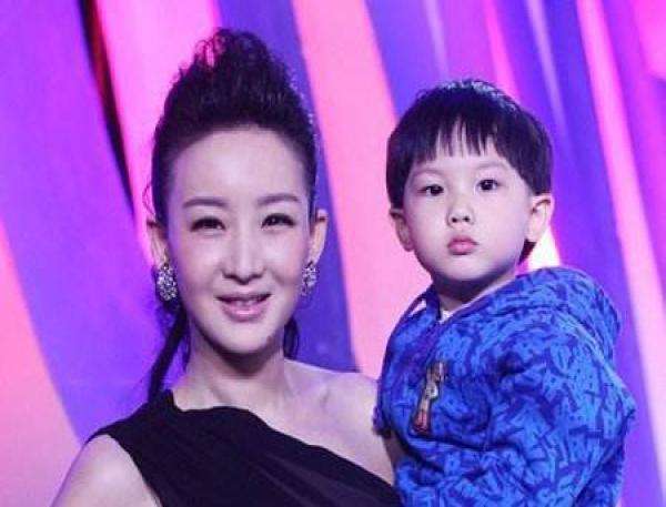 最终法院判决, "将女儿判给孙楠,儿子判给买红妹抚".