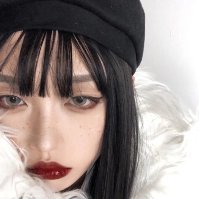 微丧·有一点酷的女孩子头像
