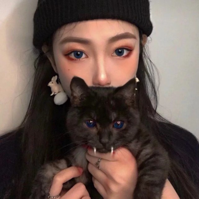 微丧·有一点酷的女孩子头像