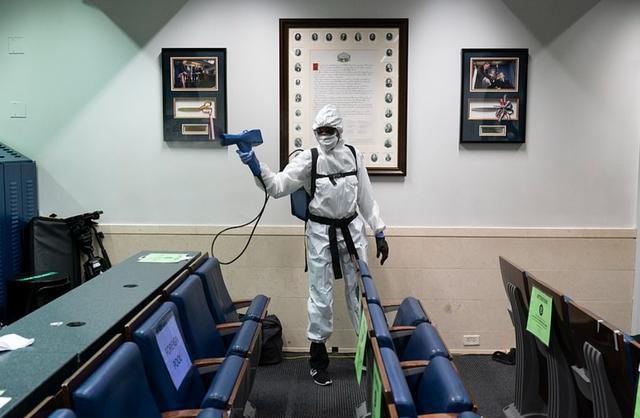 谈白宫色变！伊万卡逃离，白宫西翼变鬼城