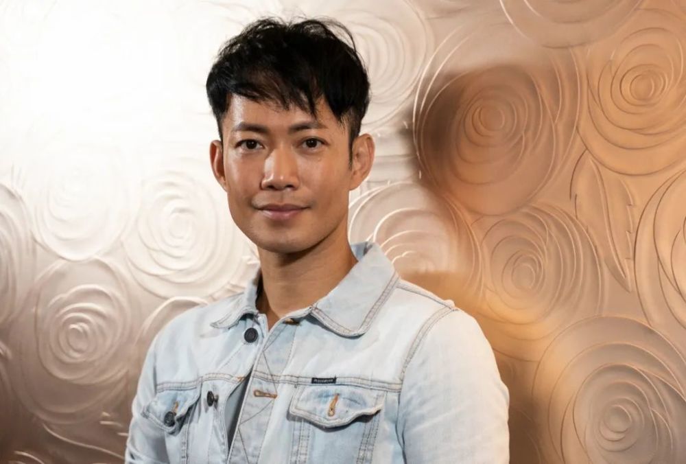 tvb万年绿叶熬足22年回巢做男主角!与妻恩爱20年却因"