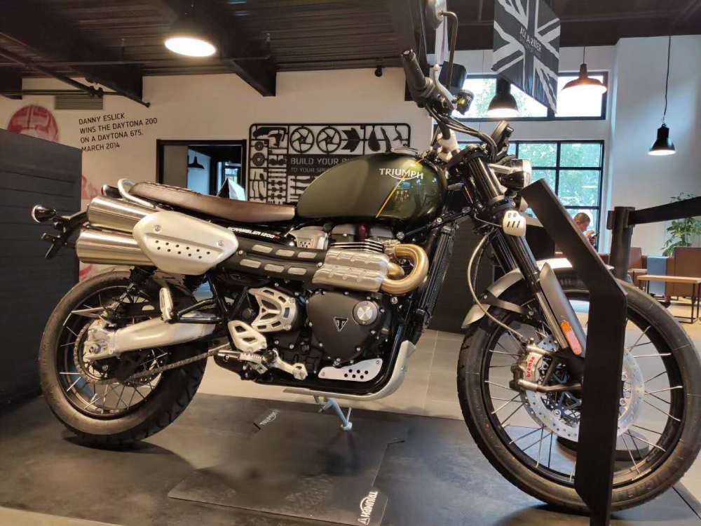 硬派复古摩托车-冷门凯旋scrambler 1200 xe实拍评测