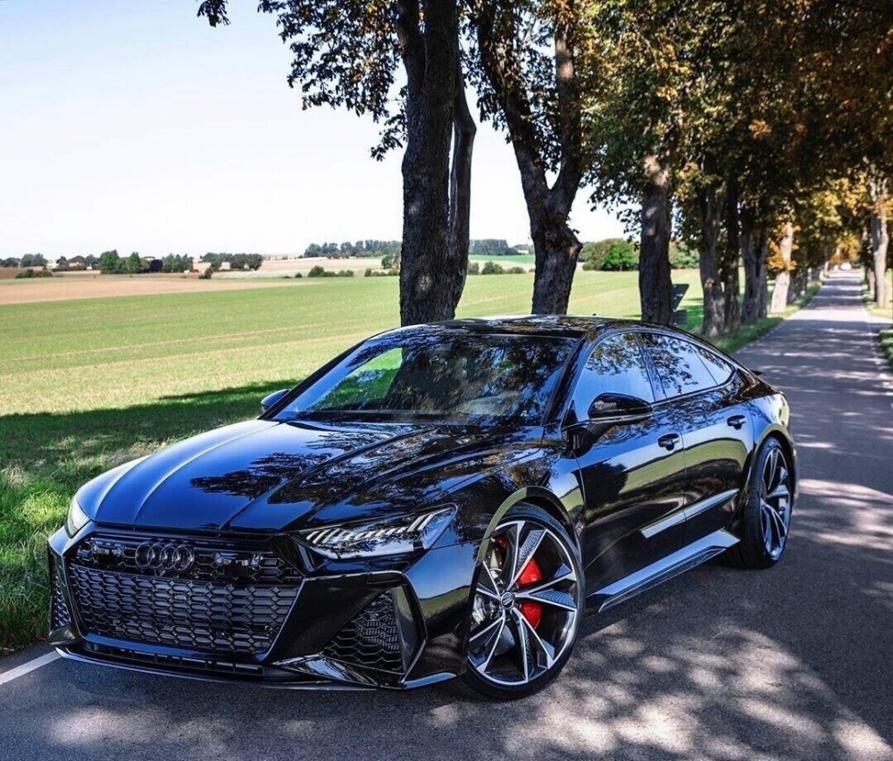 地表加速最强量产轿跑车!奥迪rs7sportback_腾讯新闻