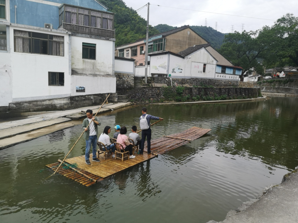 "十一"黄金周,东钱湖城杨村艺术赋能敲开乡村游大门