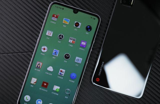 坚果手机的关注度就越来越低,之前发布的坚果pro3也没有引起多大的