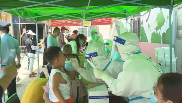 50岁被强迫提前退休的女医生们