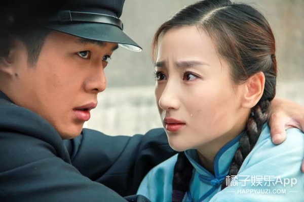 让橘眼前一亮▼和张若昀二度合作的《暴风骤雨》中,高洋饰演的淡雅