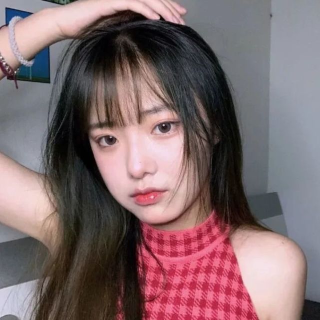 高质量女生头像:要变成星星 有棱有角 还会发光