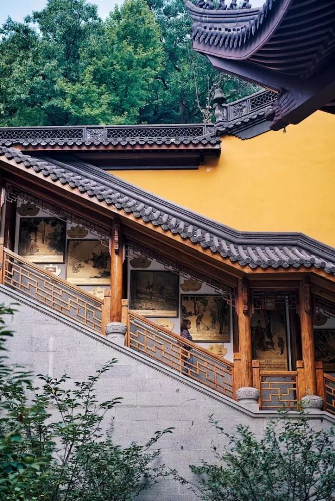 比灵隐寺更受杭州人喜爱的寺院,小众到连寺名都很少听说,却美了上千年