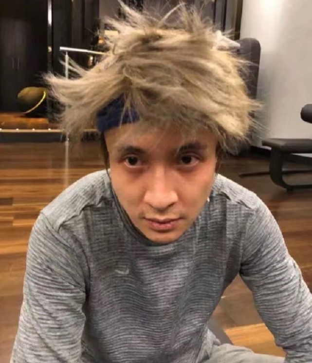 谁还敢说薛之谦是帅哥看他素颜后的脸连黄渤都比不上