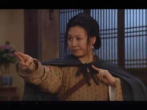 人物名字来自于《水浒传》的拼命三郎石秀.