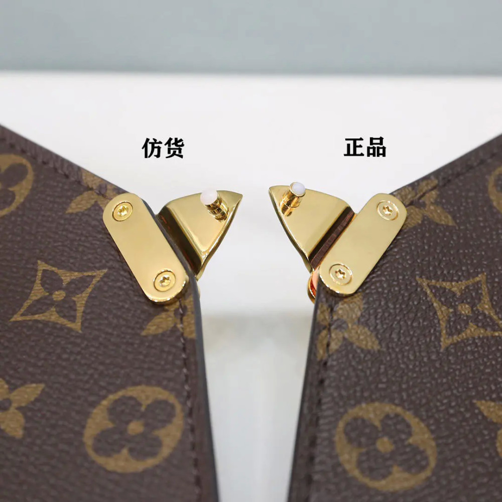正品邮差包的五金锁扣开合顺畅不生涩,颜色偏暗但表面光泽度很好,锁扣
