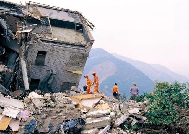 被掩埋36天获救汶川大地震中的猪坚强如今怎么样了
