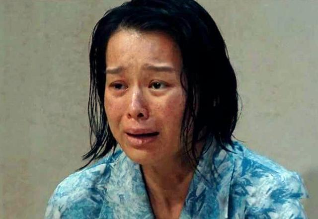 有种"励志"叫胡杏儿,40岁生二胎,一年后靠邋遢形象赢得掌声