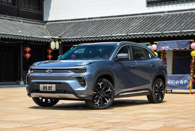 快来看奇瑞中型suv,5座轴距超2米8,续航510km,电池组终身质保