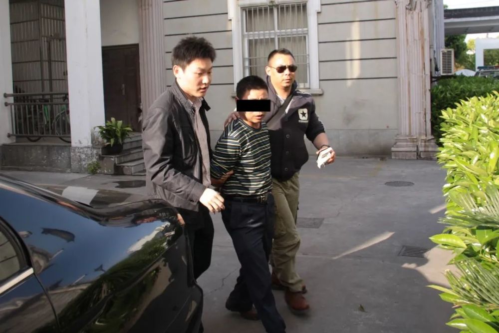 还是及时掌握信息对黑恶势力犯罪实施"