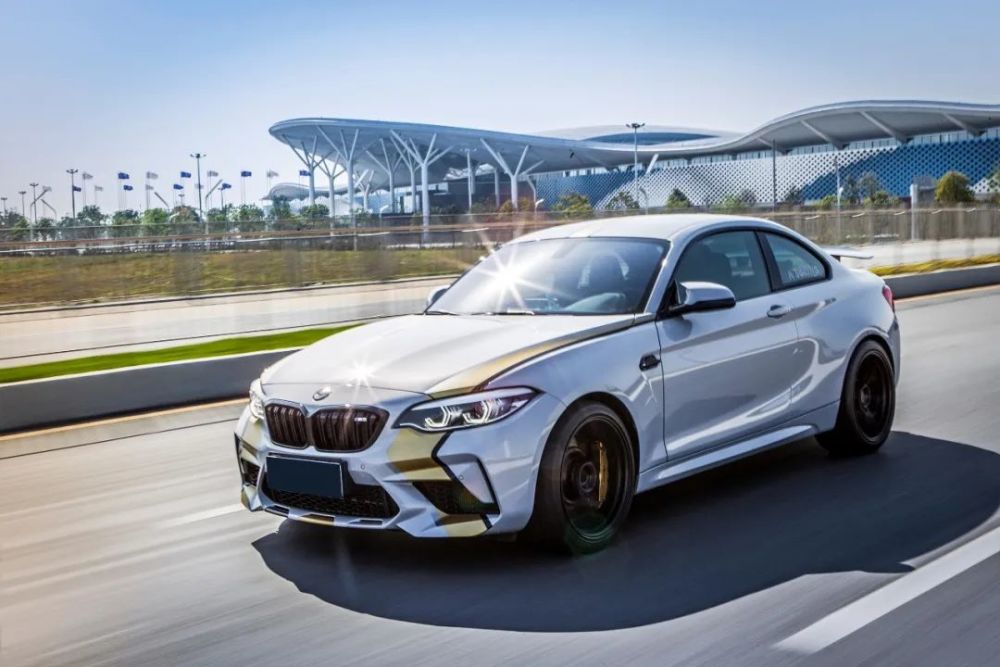 60多万的宝马M2C轻松超500匹,花10多万