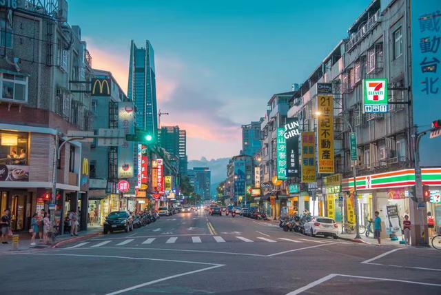 各市gdp与省gdp不符_台湾gdp与大陆各省(2)