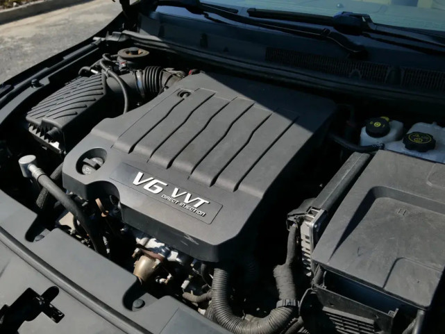 这台3.0l v6自吸发动机有265马力,已经达到了2.