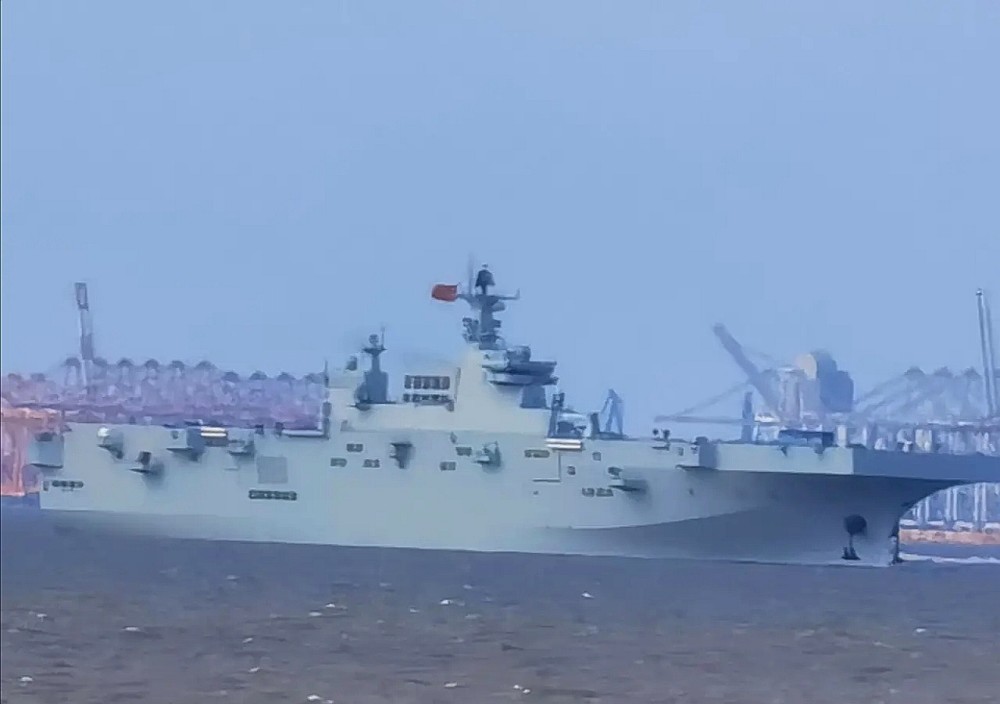 075型两栖攻击舰方头难看想通两个问题心中就不方了