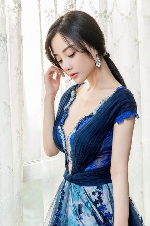 中国娱乐圈混血还都是美女明星个个魅力迷人