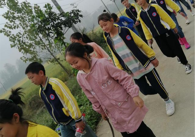 "刘合才满脸笑容地说道.