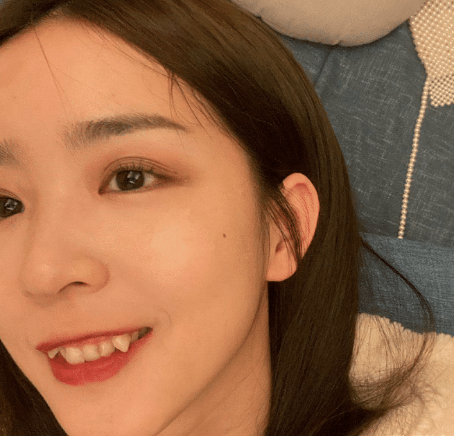 女朋友有小虎牙是什么感觉呢哈哈哈做你女友你愿意吗