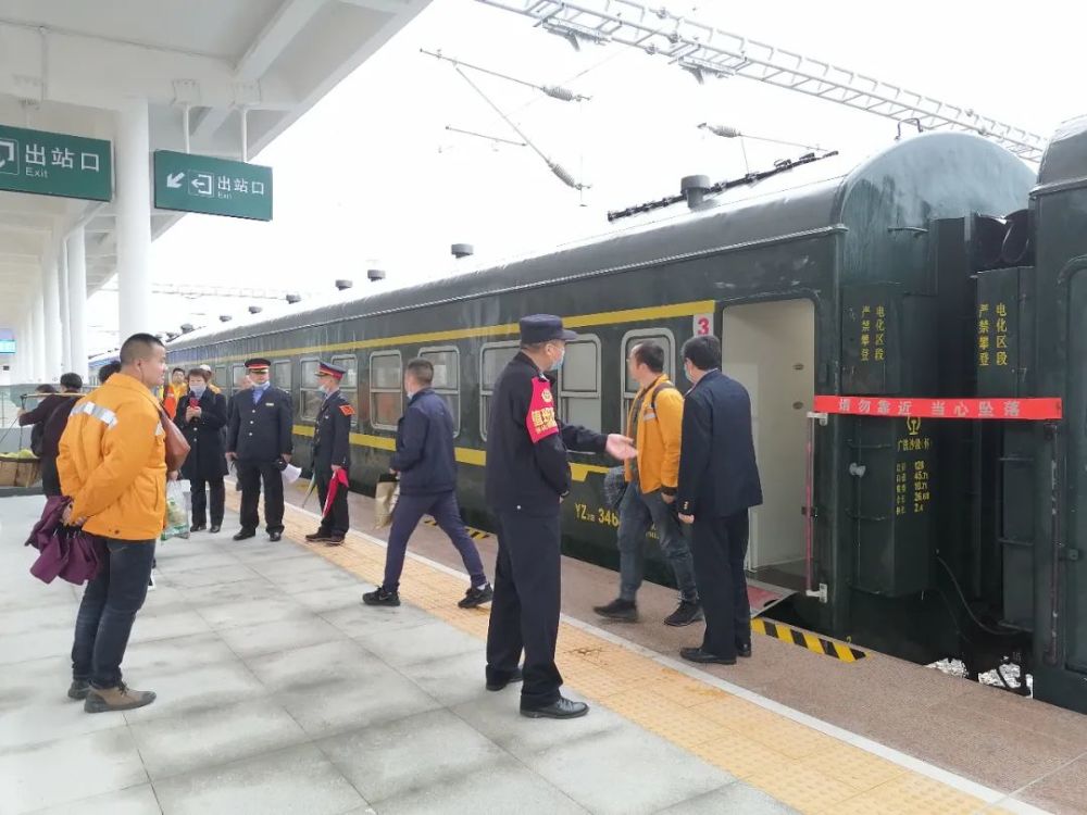渝怀铁路松桃站改建完成 于10月15日正式通车