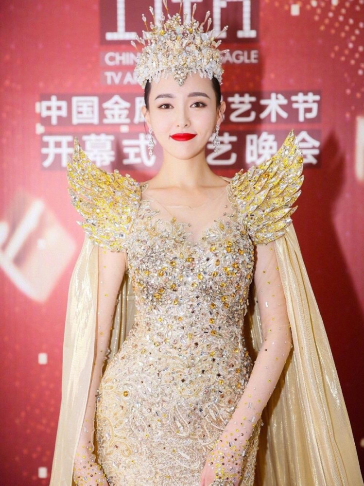 宋茜金鹰女神造型被嘲!网友毒舌吐槽:膀大腰圆,又壮又