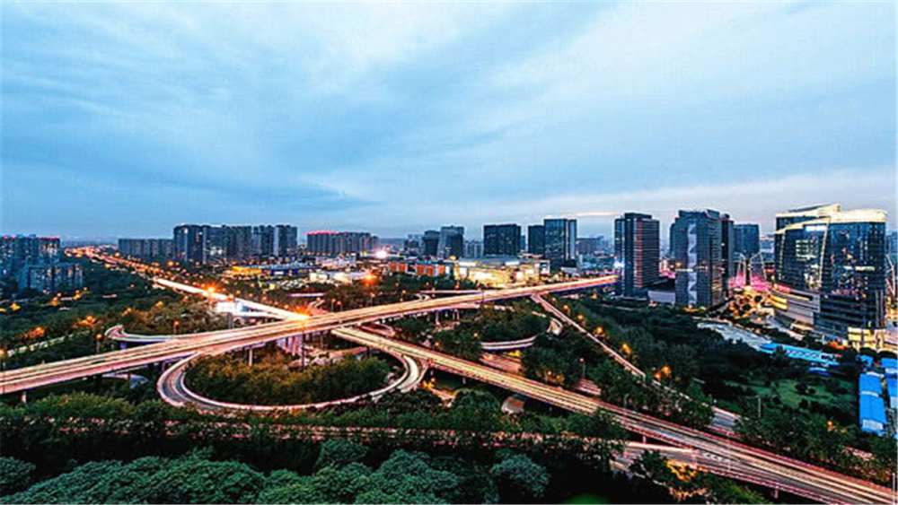 绵阳gdp为什么那么高_绵阳高堂宏女儿近照