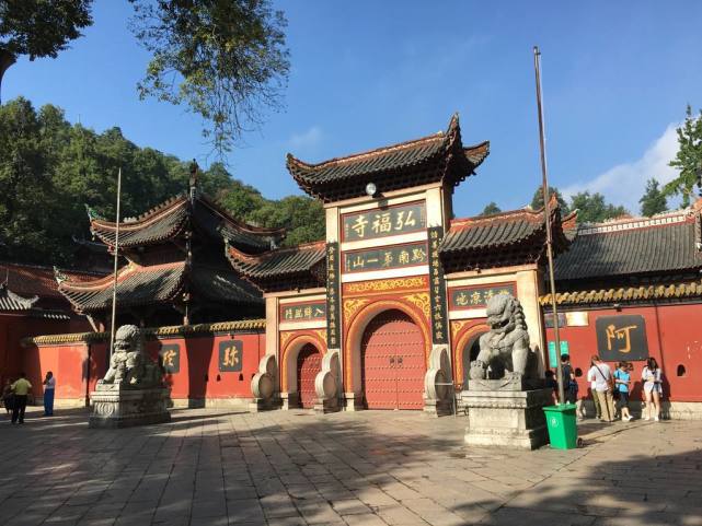 贵州香火鼎盛的一座寺庙,至今有"黔南第一山"之称