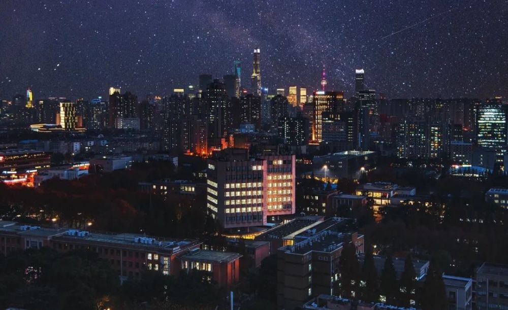 松江大学城夜景美图每一盏点亮的灯都有故事