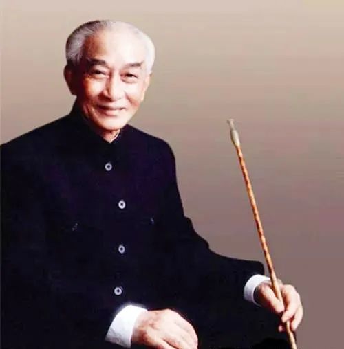 南怀瑾:真正的孝敬父母,不是能赡养他们,而是这两个字