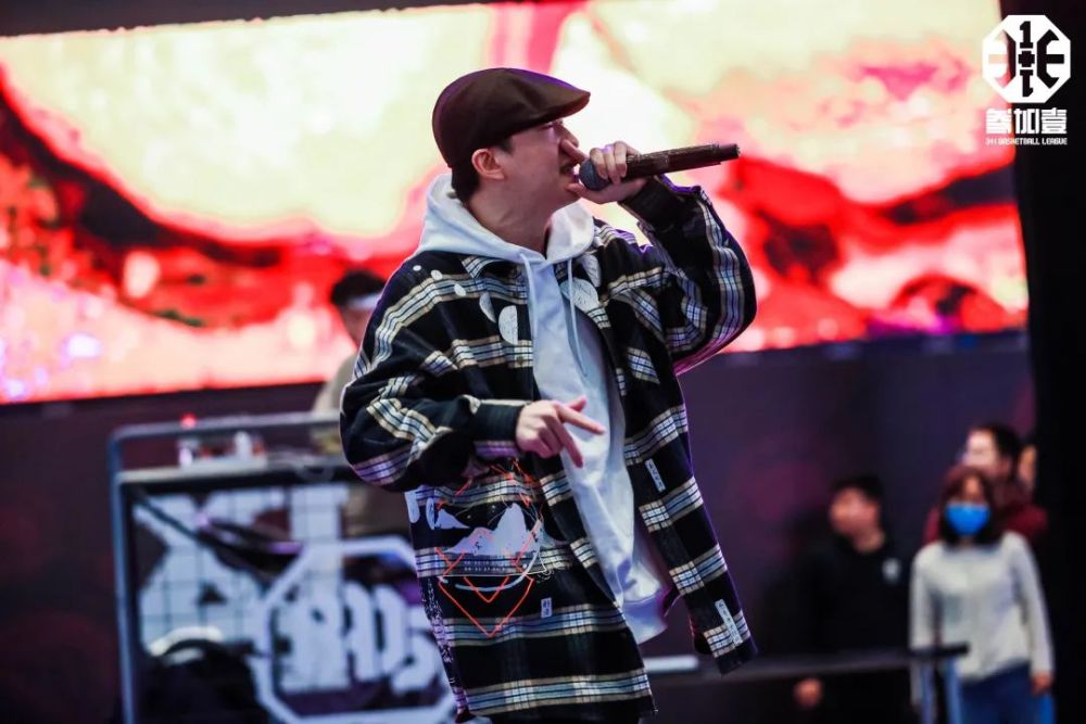 的篮球赛事 人气rapper空降现场 更是让气氛持续升温 史宗伦,蒋世昊,c