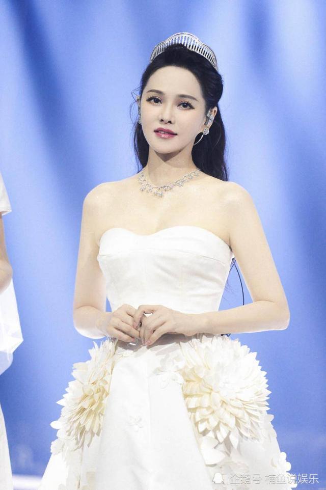 金晨婚纱_金晨性感(3)